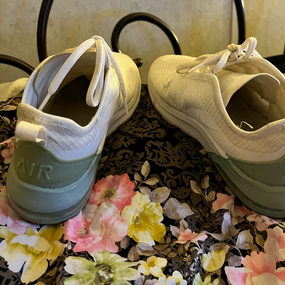 Nike Air